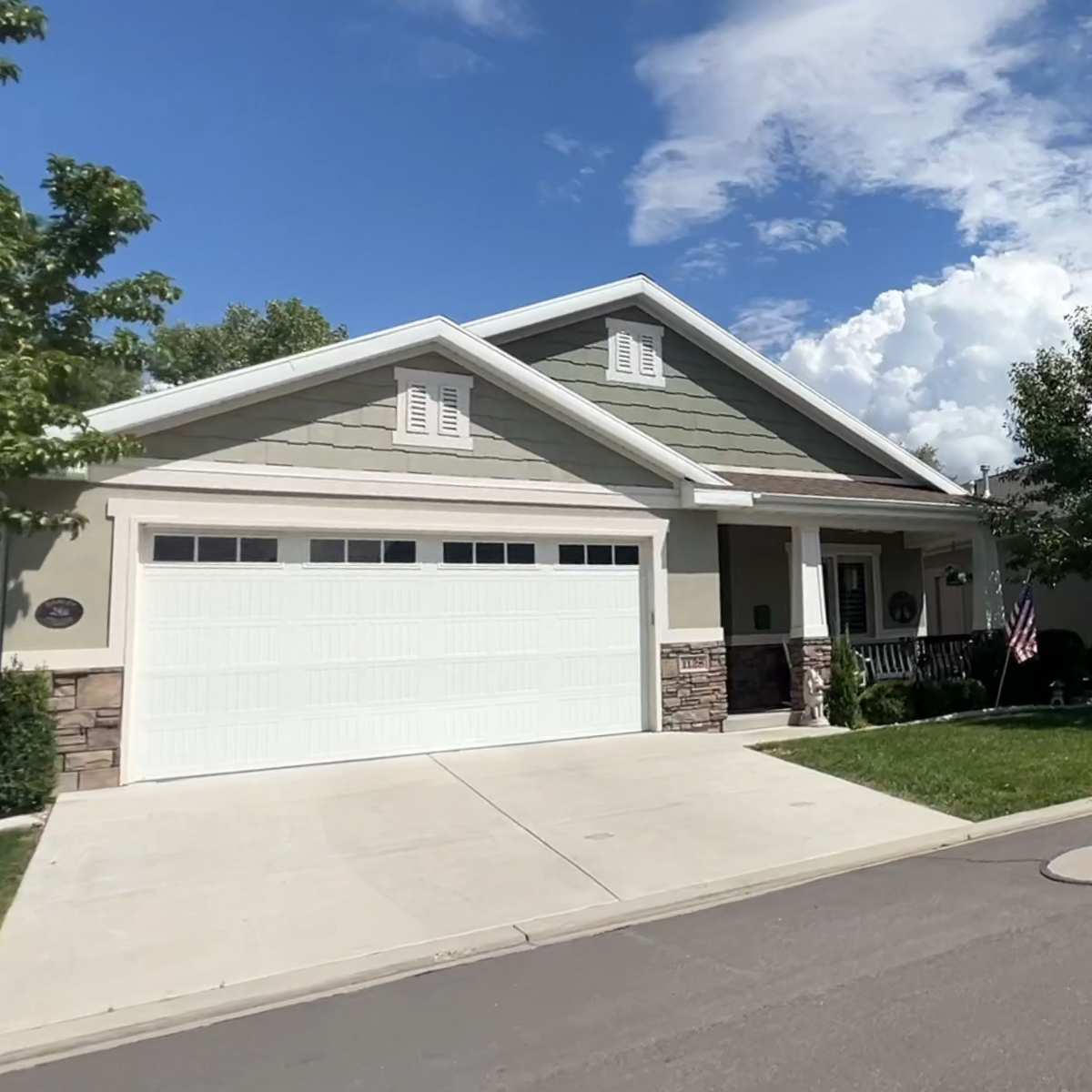 A View of a 55+ community home located in Heritage Village in Payson Utah.