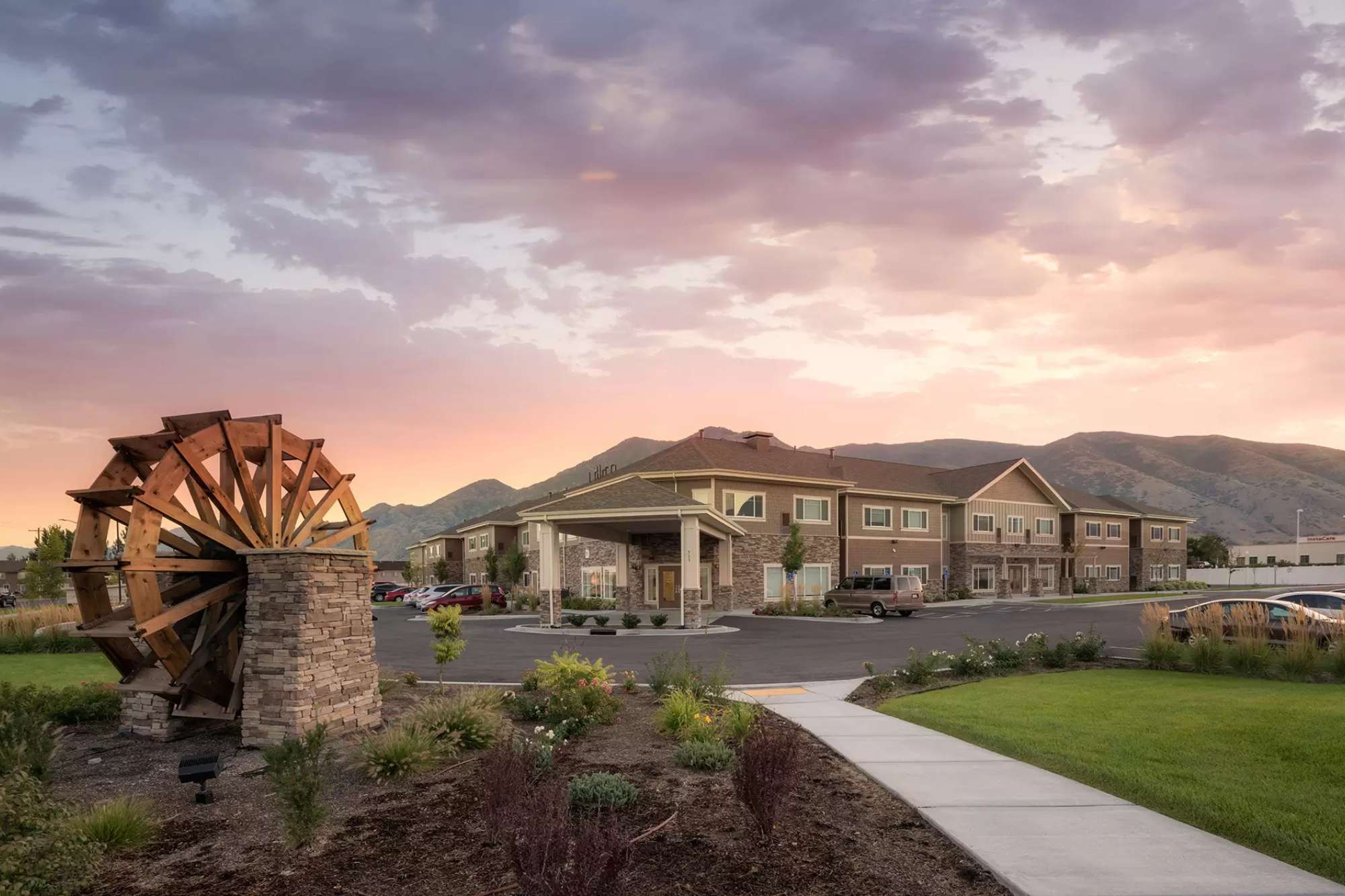 ashford-assisted-living-and-memory-care-springville-ut View of ashford assisted living with sunset in background