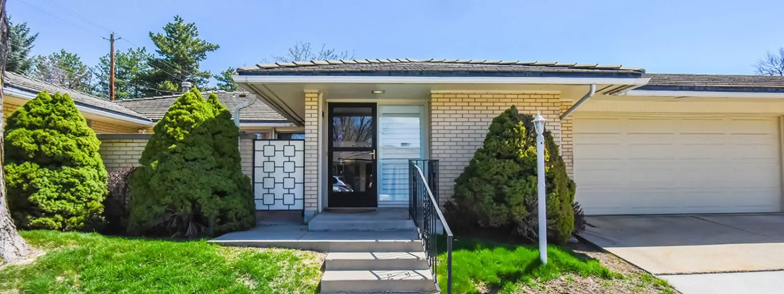 the-cottonwoods-holladay-ut-55-plus-communities View of the Cottonwoods 55 and over community in Holladay UT